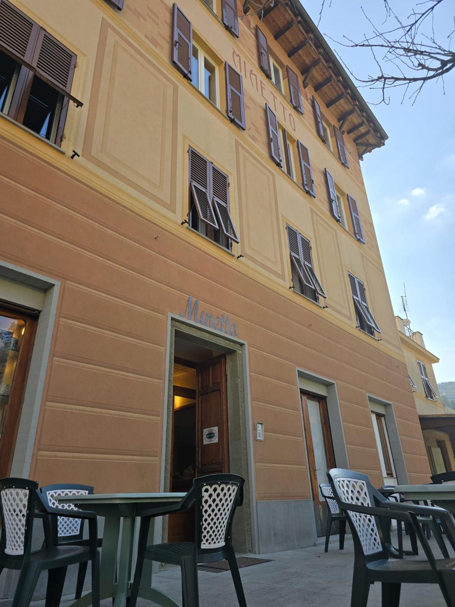 Albergo Minetto Martina Olba Bagian luar foto